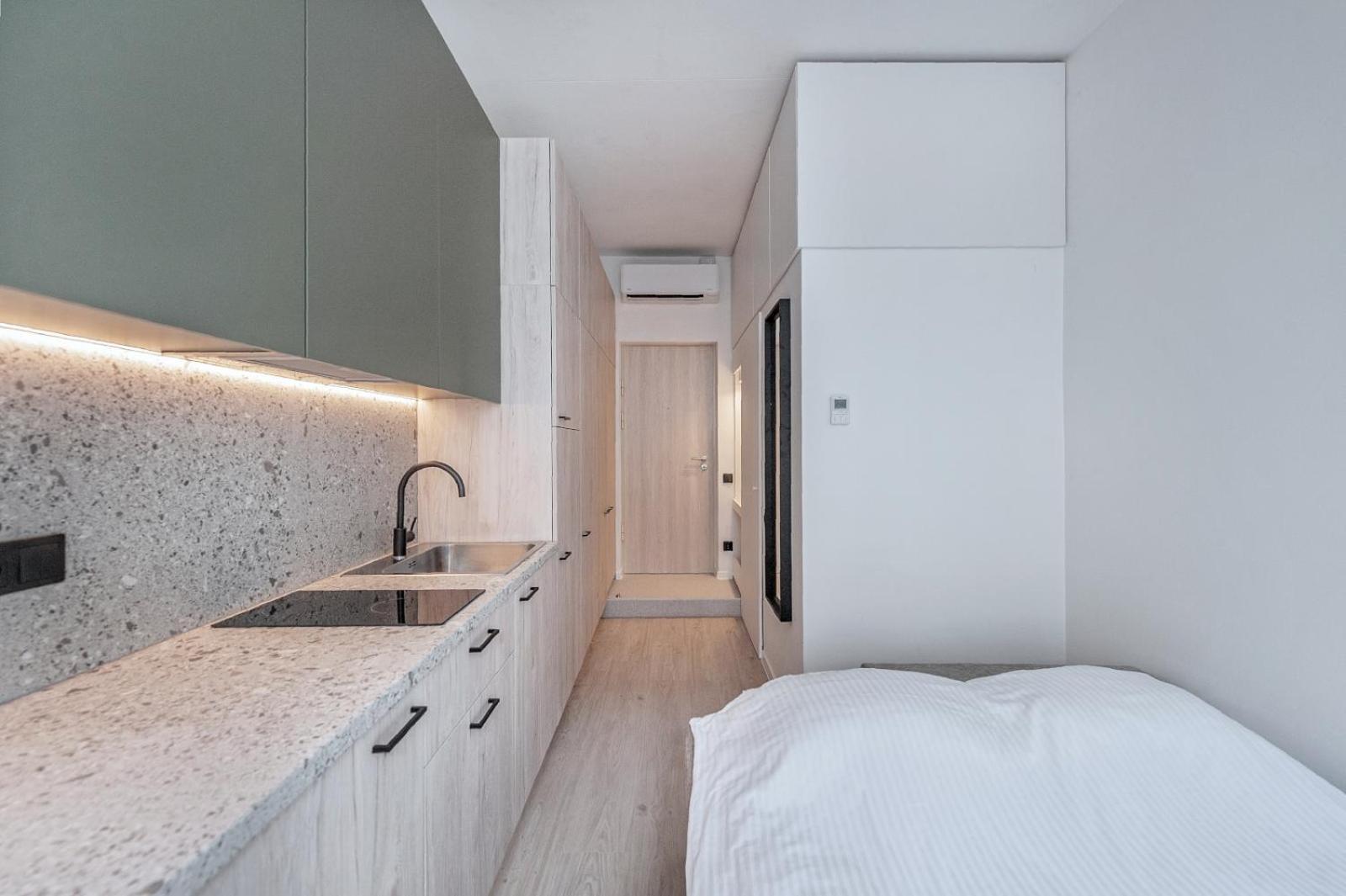 P-One Apartments - Self Check-In 维尔纽斯 外观 照片